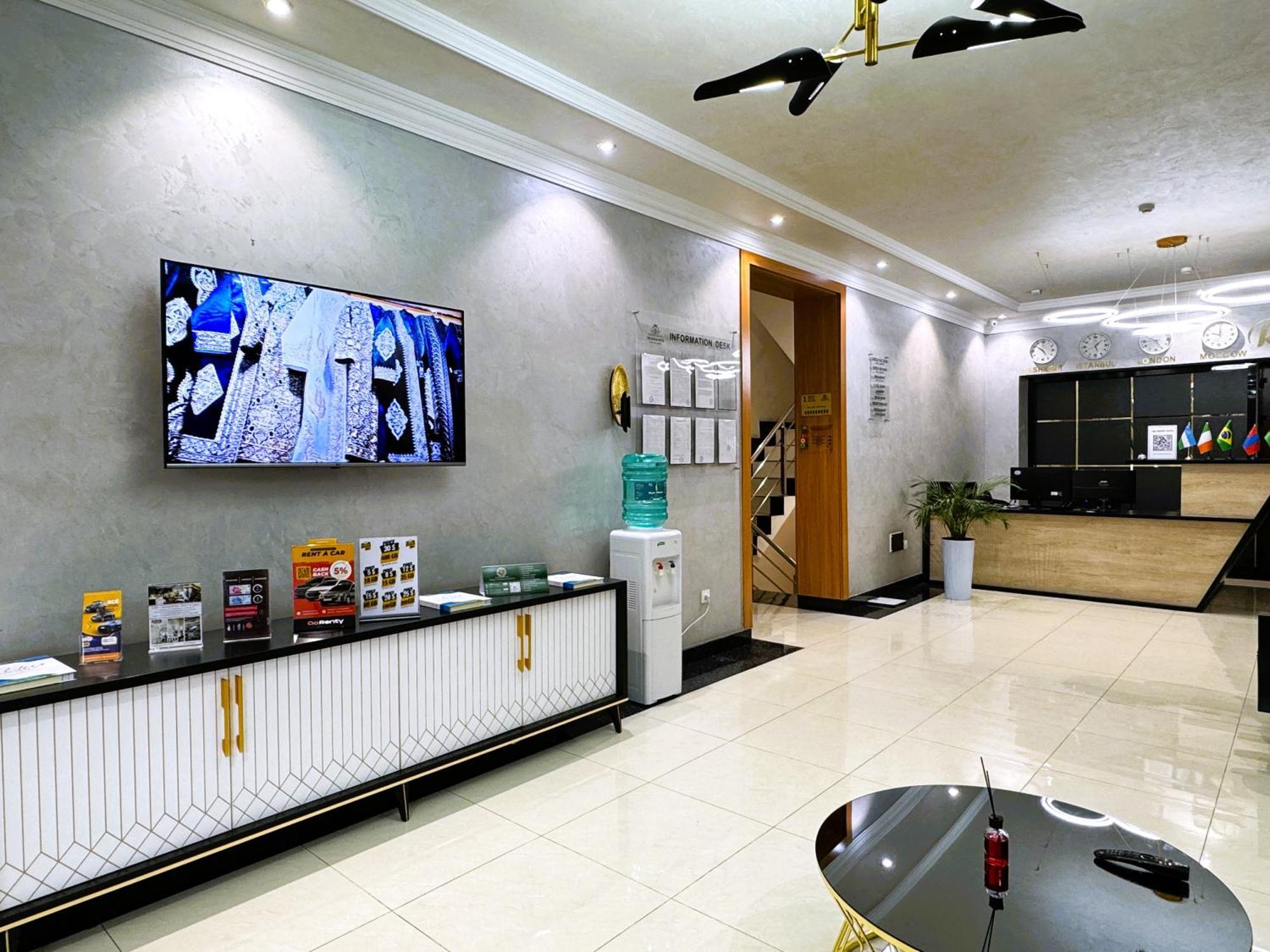 The Moon Tashkent Hotel Экстерьер фото